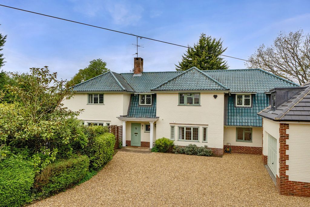 Property photo 1 of 36 1-69E2A7Bc33793-1...