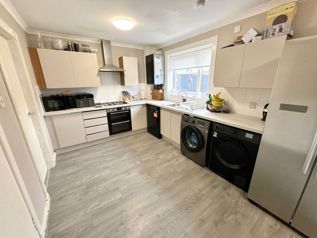 Property photo 2 of 30 Img_1604