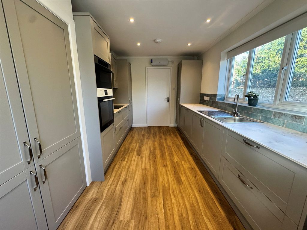 Property photo 3 of 20 Picture No. 42