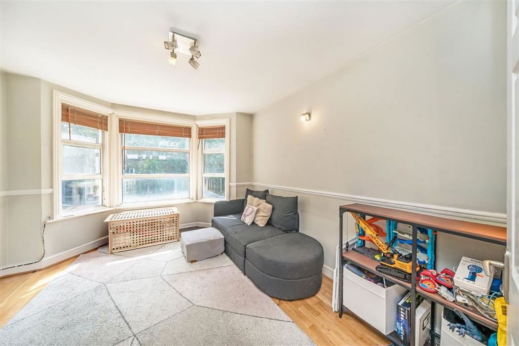 Property photo 2 of 4