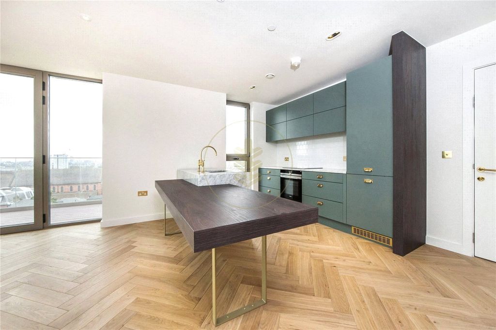 Property photo 3 of 13 Picture No. 15