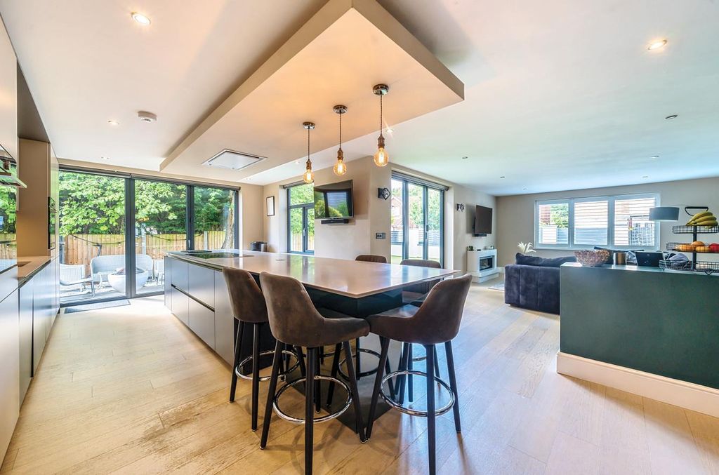 Property photo 2 of 22 1002322 (14).Jpg