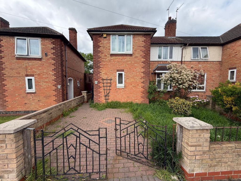Property photo 1 of 13 Whatsapp Image 2026-05-12 At 10.46.32