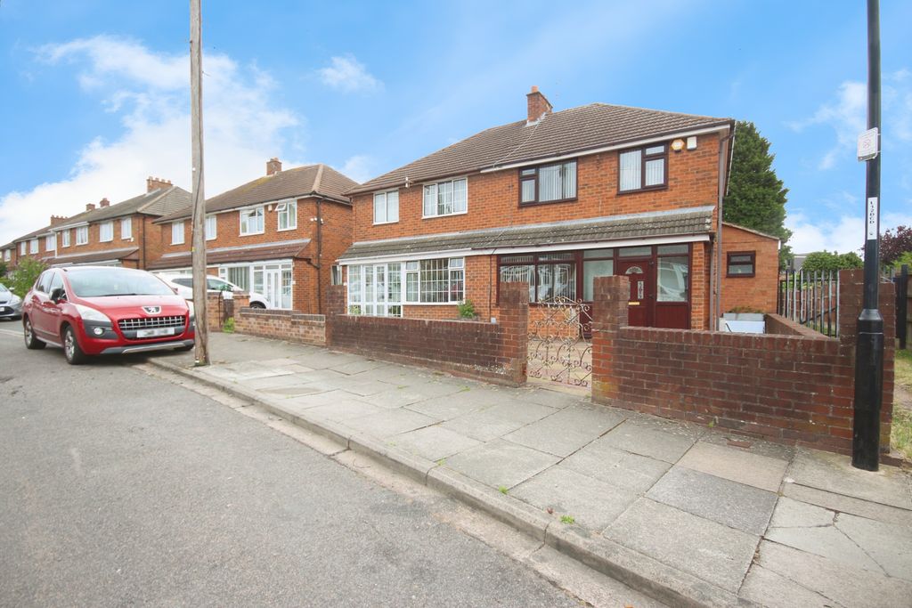 Property photo 1 of 15