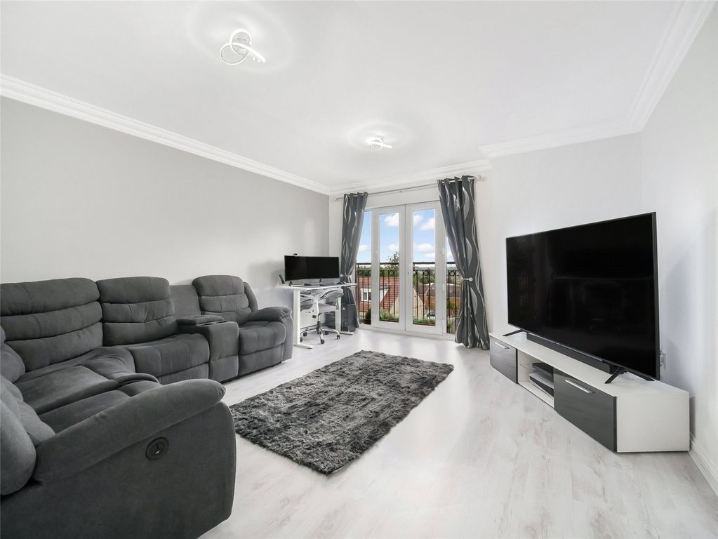 Property photo 2 of 21 Picture No. 09