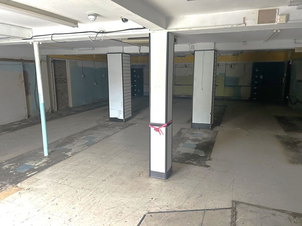 Property photo 2 of 7 Photo 8