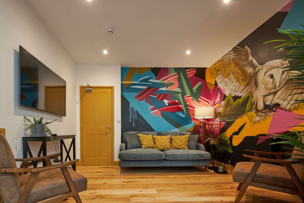 Property photo 2 of 12 Lounge Area