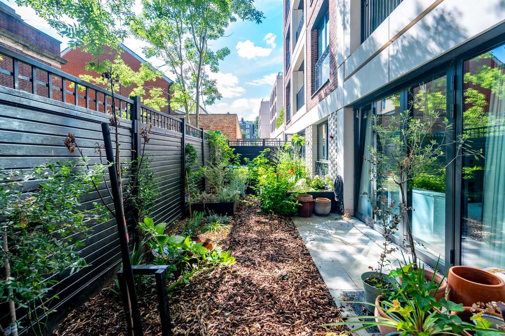 Property photo 3 of 14 Photo #3