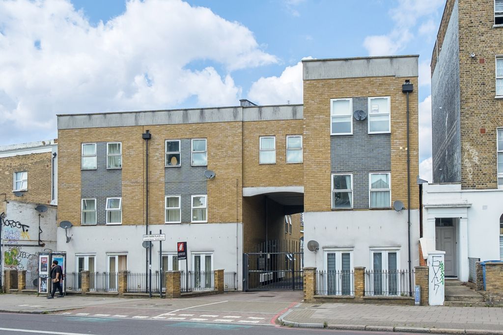 Property photo 3 of 13 1305292-3-6848451...