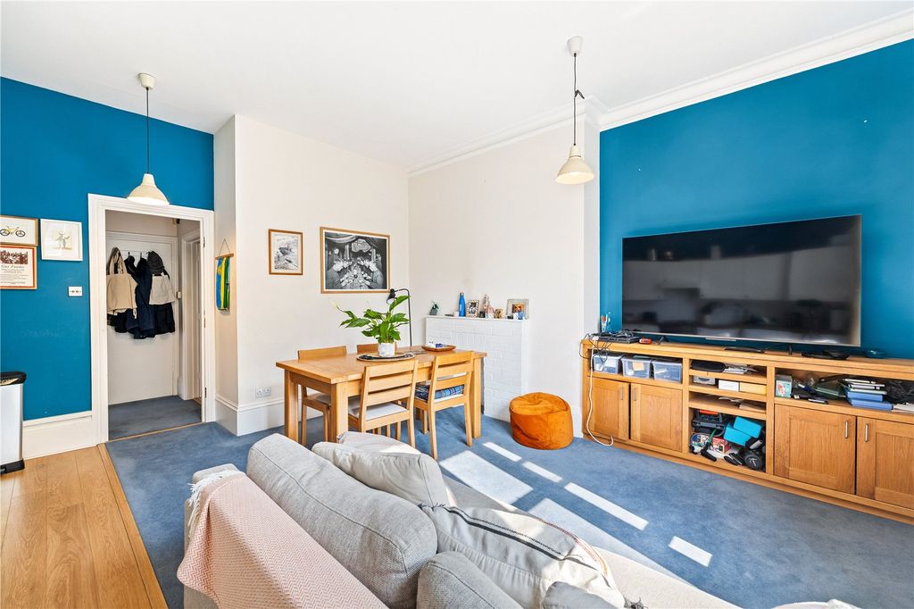 Property photo 2 of 11 Picture No. 07