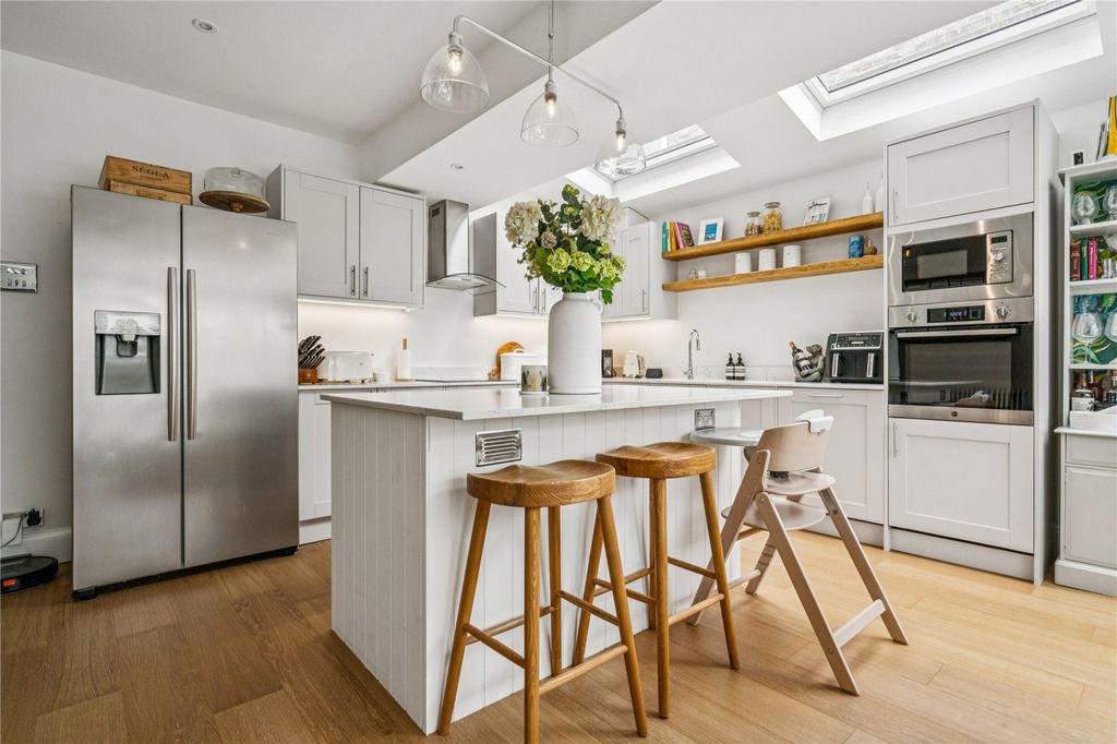 Property photo 2 of 12 Picture No. 08