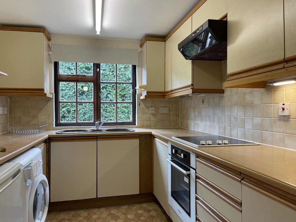 Property photo 3 of 5