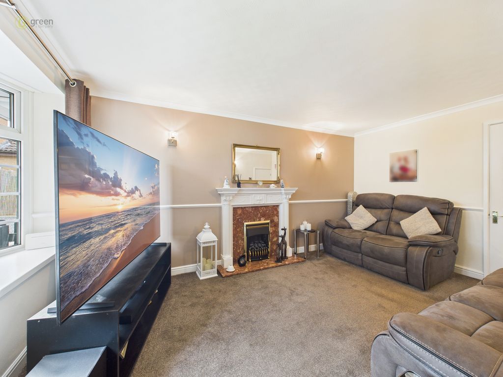 Property photo 3 of 35