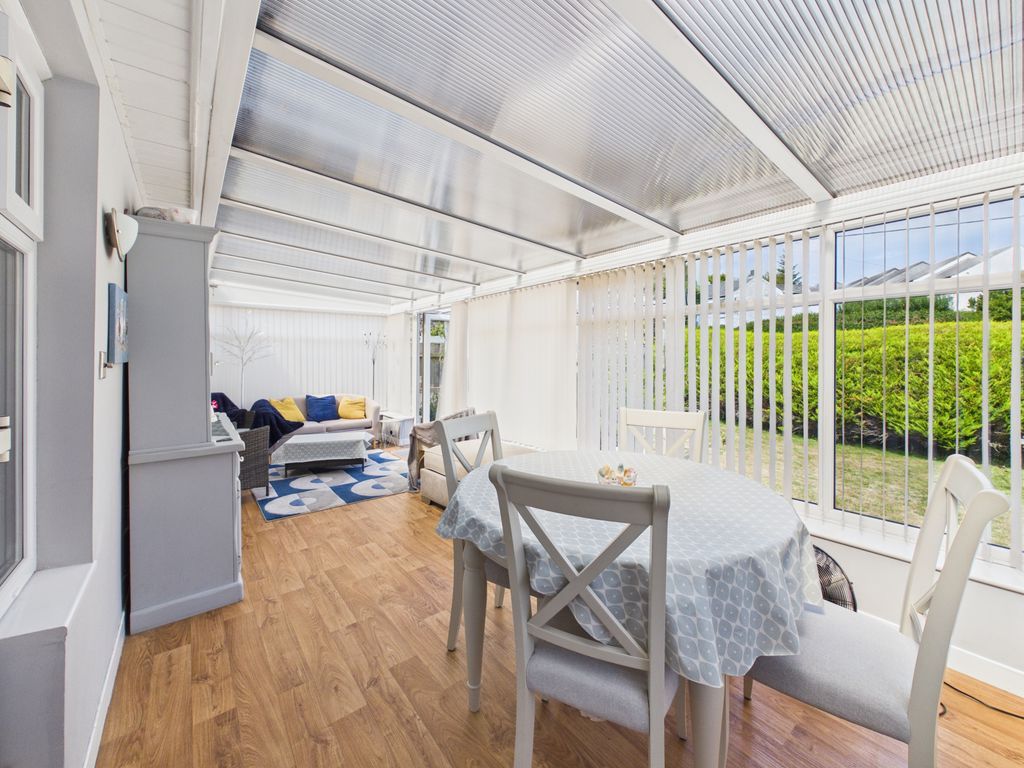 Property photo 3 of 10 Conservatory