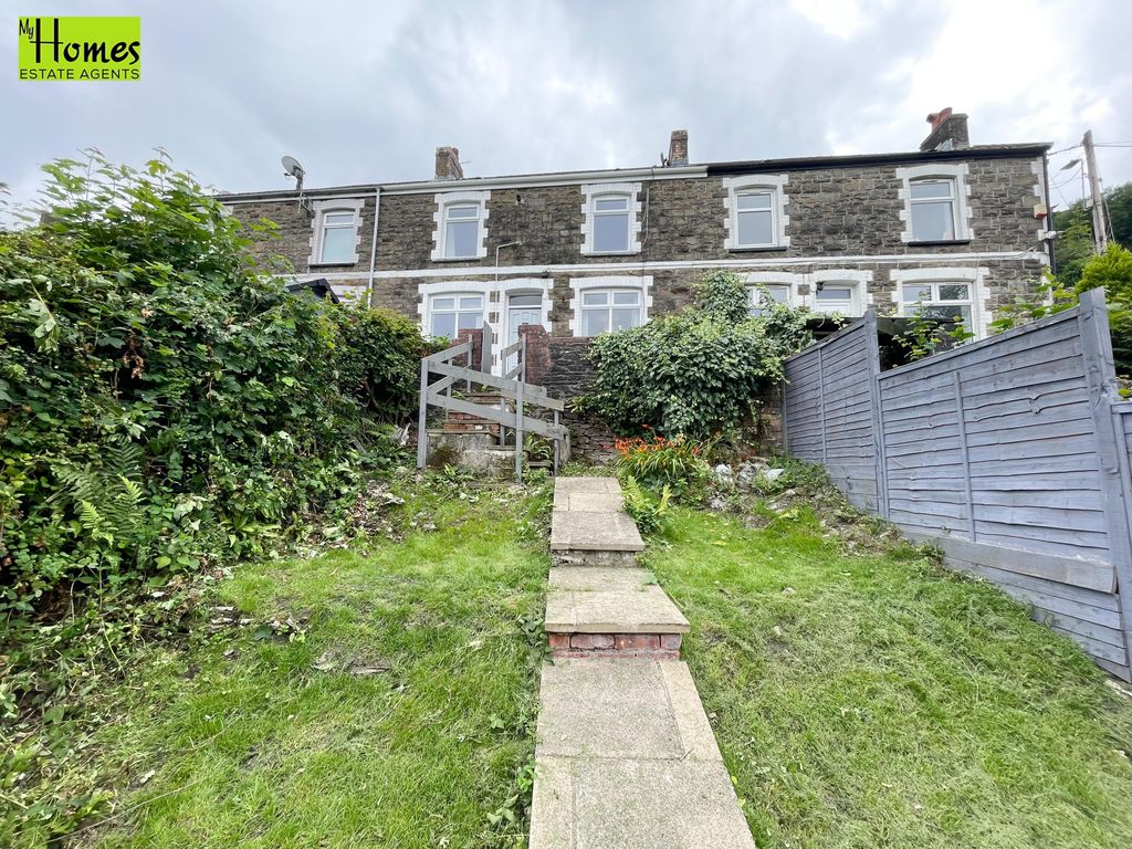 Property photo 3 of 31