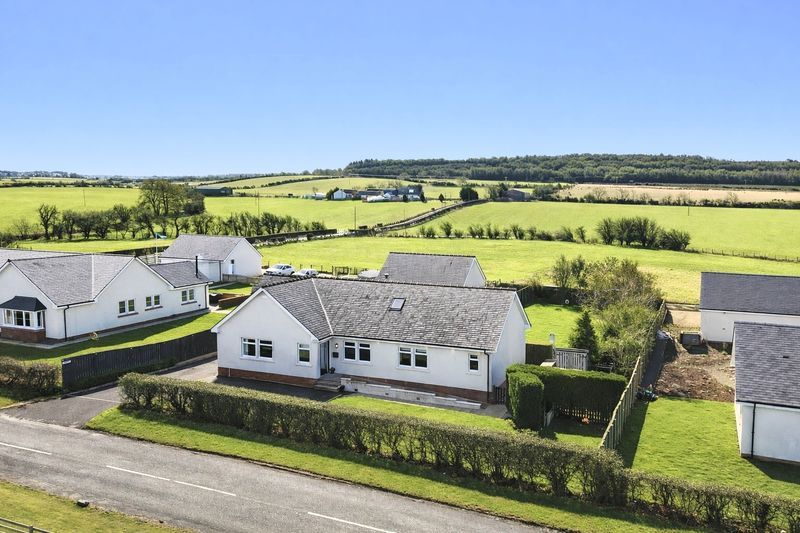 Property photo 1 of 46 Photo 35