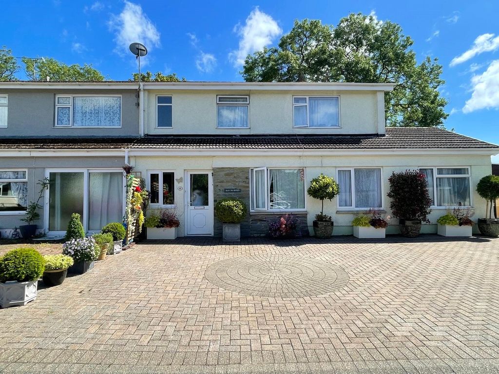 Property photo 1 of 47 Picture No. 54
