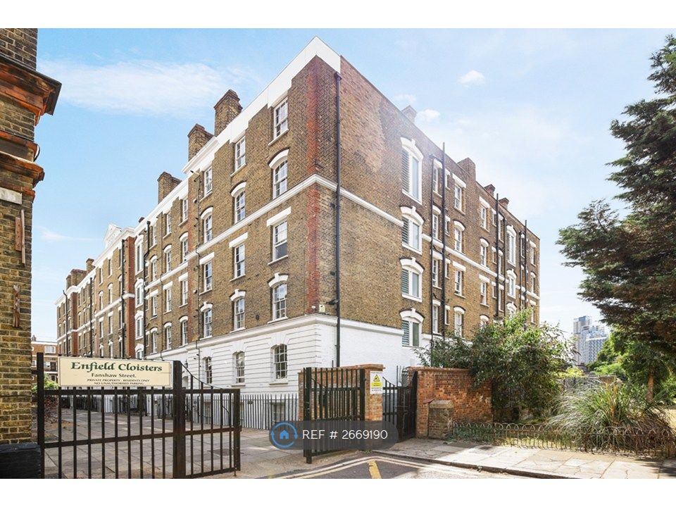 Property photo 2 of 13