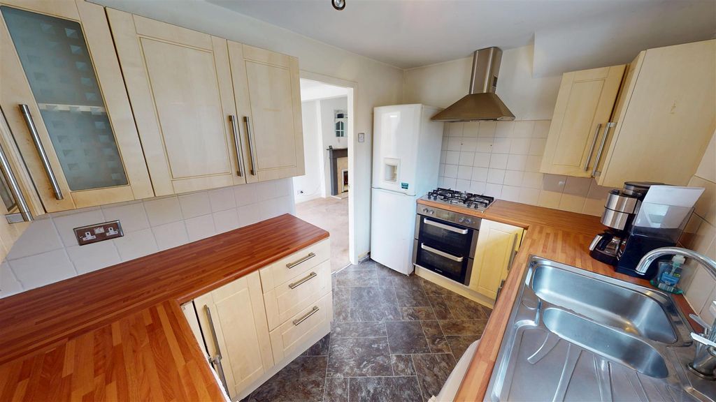Property photo 3 of 20 Grange Valley Kitchen