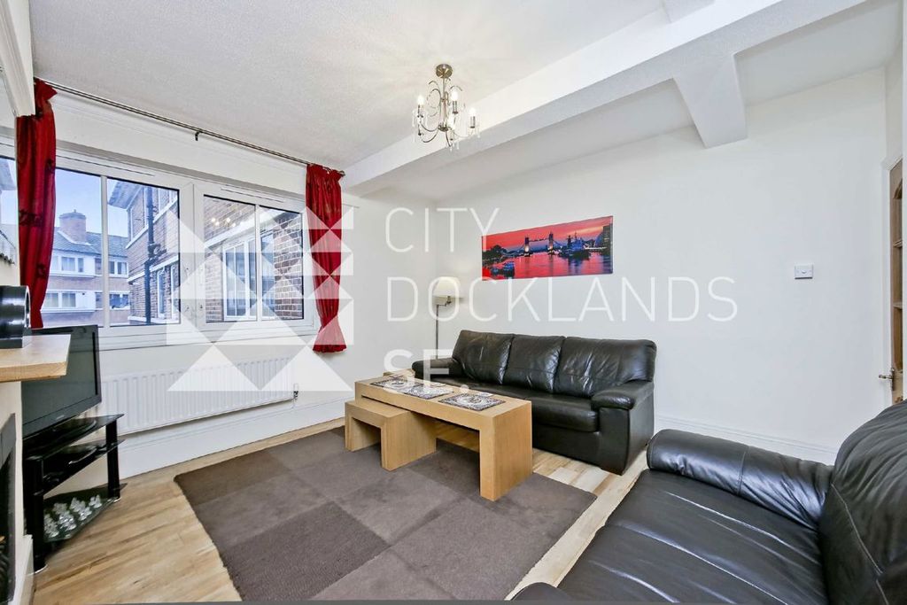 Property photo 1 of 5
