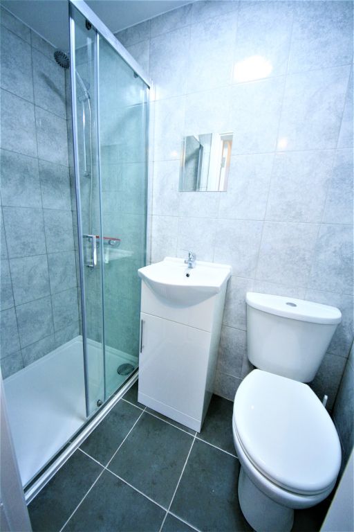 Property photo 3 of 6 4549652