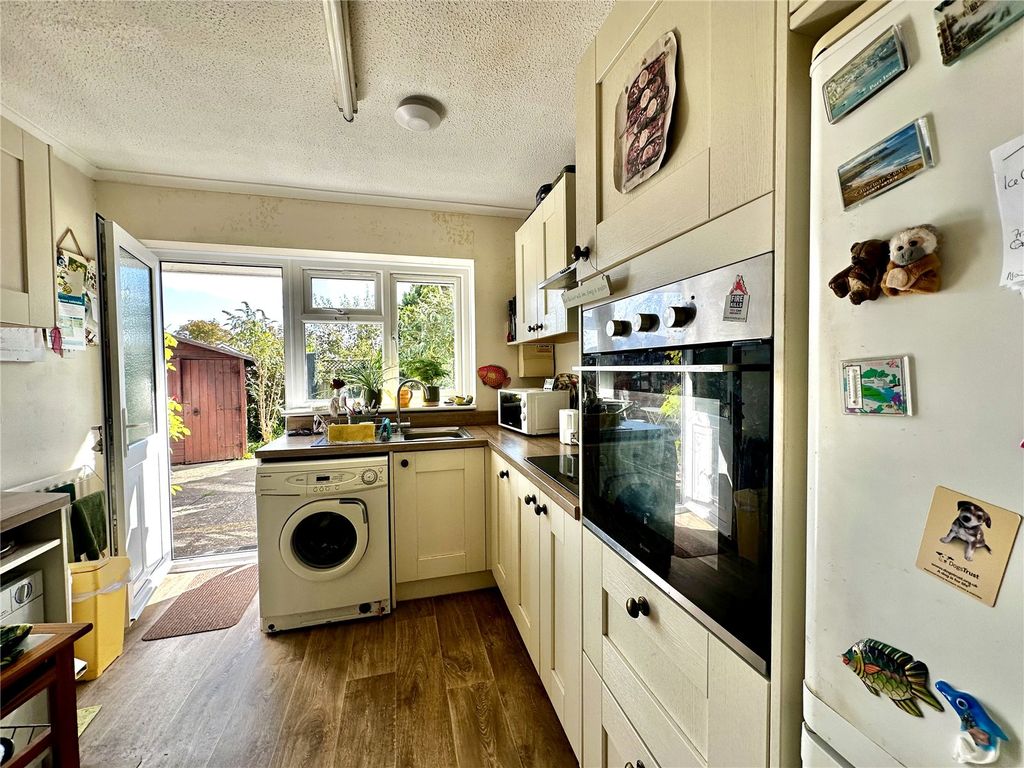 Property photo 2 of 9 Picture No. 03