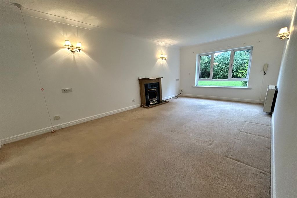Property photo 3 of 11 Living-Dining Room