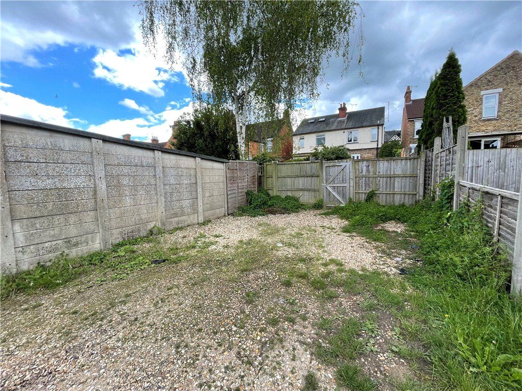 Property photo 3 of 11 Parking