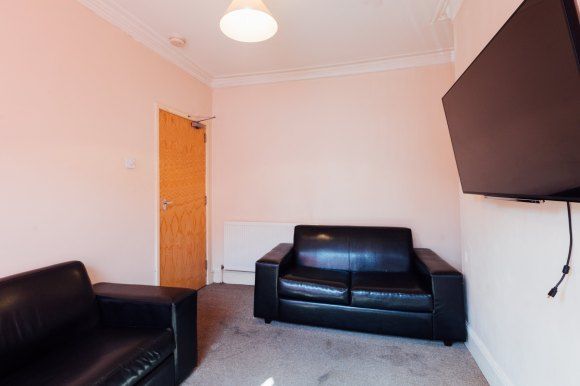 Property photo 3 of 10 7114077.Jpg