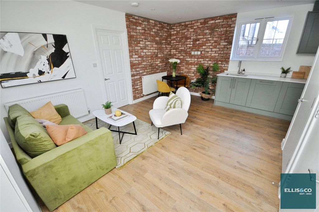 Property photo 1 of 9 Picture No. 05