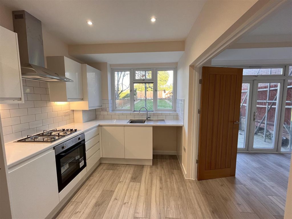 Property photo 2 of 9 Img_4160.Jpg