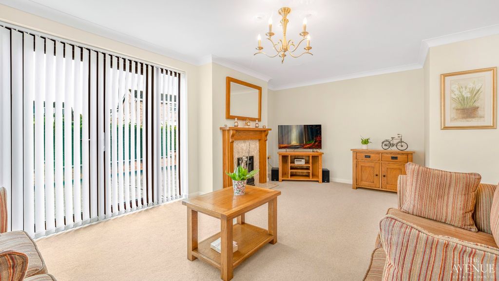 Property photo 3 of 16 5018276