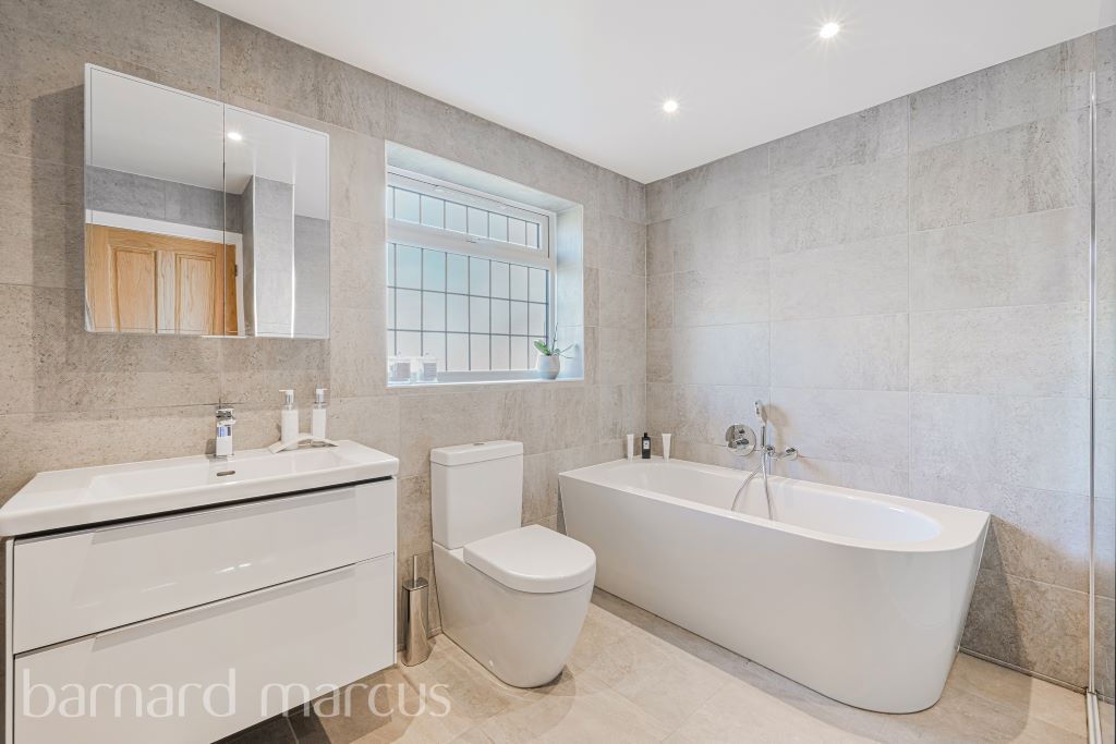 Additional image 10 of 4 bed detached house for saleSondes Place Drive, Dorking RH4