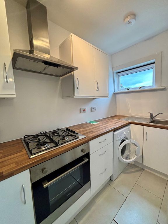 Additional image 5 of 1 bed flat to rent24A Shamrock St, Dunfermline KY12