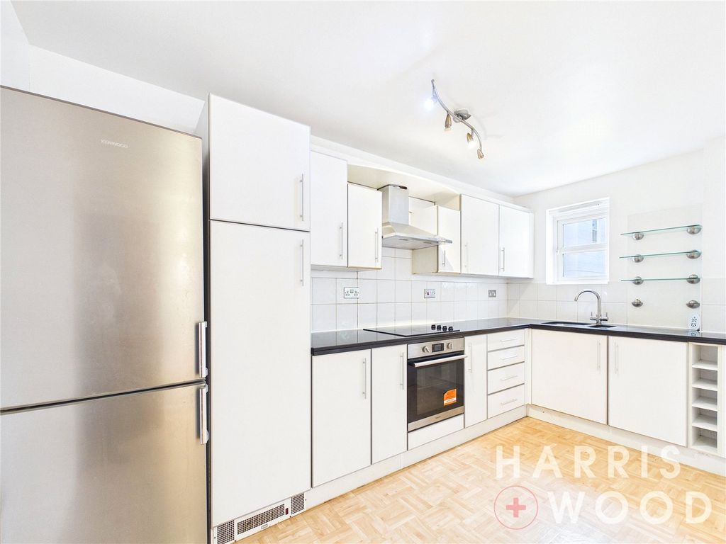 Property photo 2 of 16 Picture No. 02