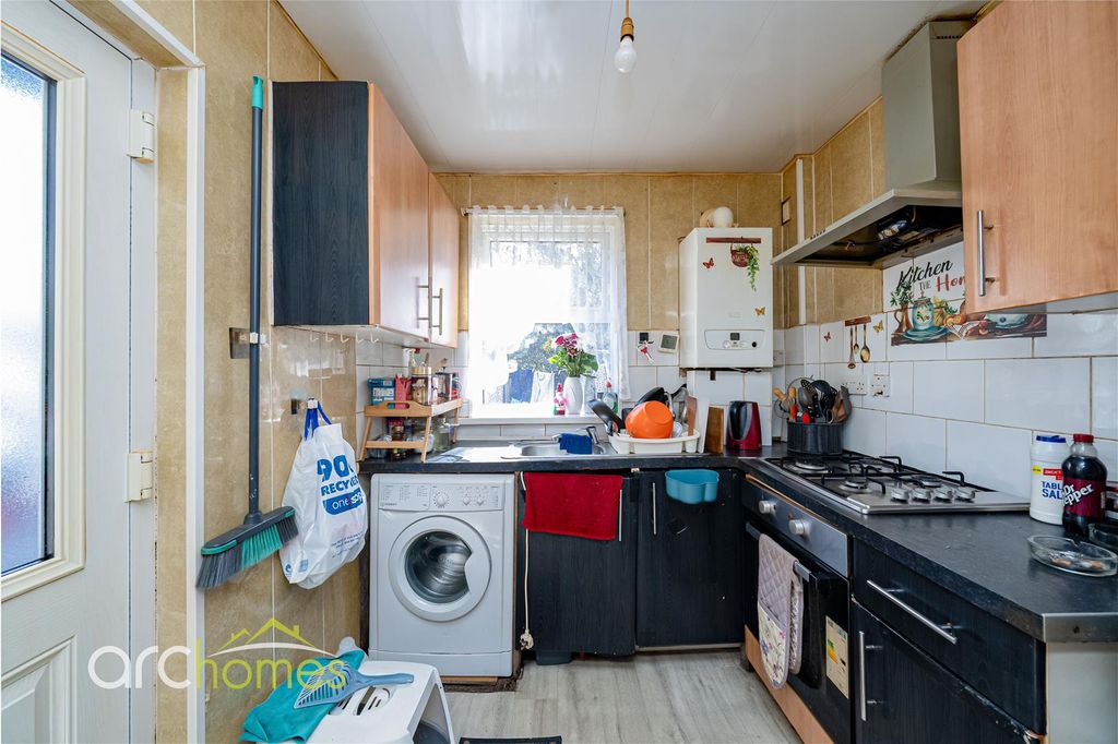 Property photo 3 of 10 Stanley-6.Jpg