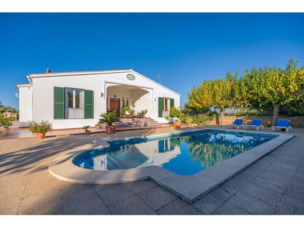Property photo 1 of 30