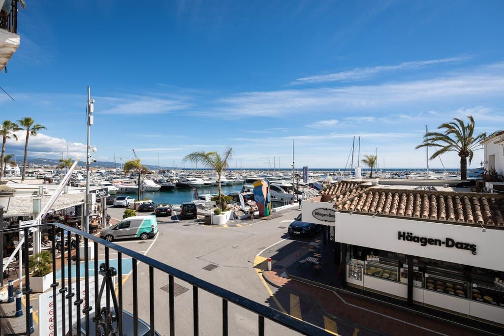 Property photo 3 of 20 Marbella Penthouse Mara419 2