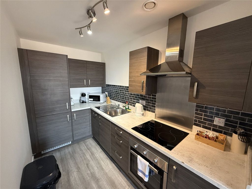 Property photo 3 of 6 Picture No. 02