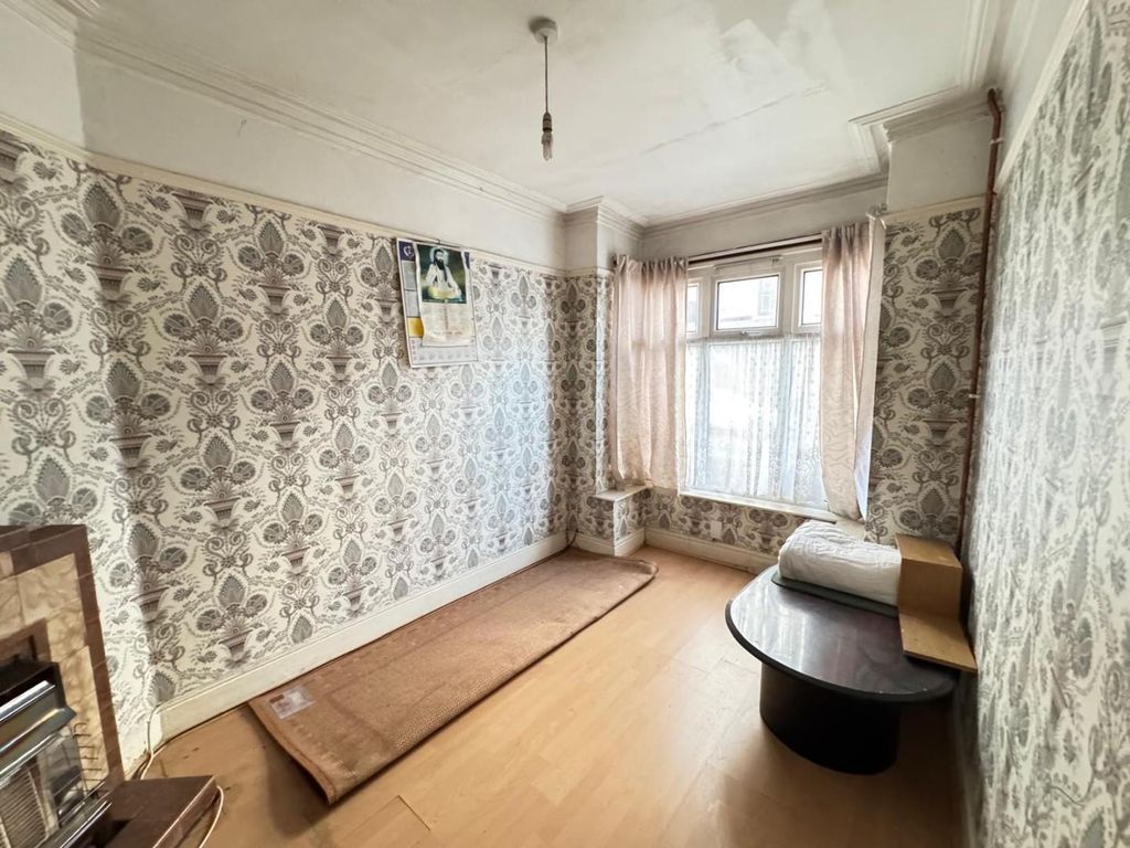 Property photo 2 of 17 2.Jpg