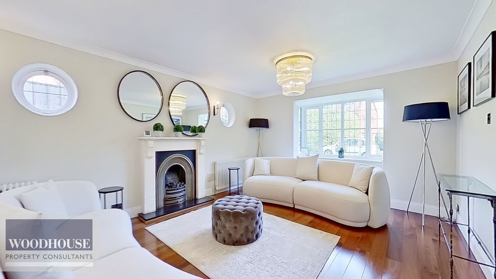 Property photo 3 of 48