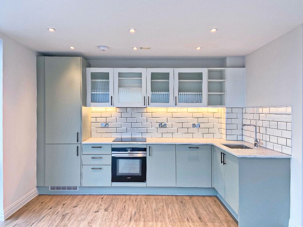 Property photo 3 of 14 3