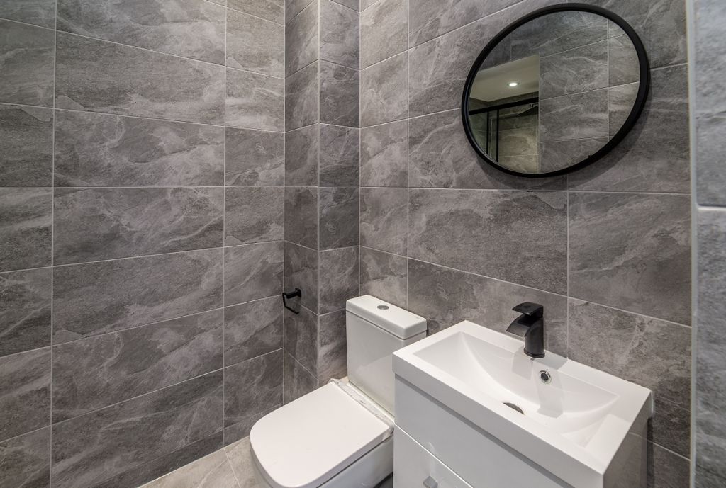 Property photo 3 of 10 Canning Place B104-002
