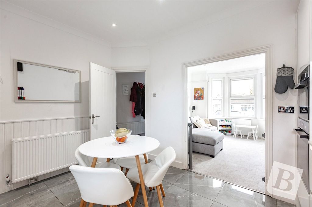 Property photo 1 of 20 Kitchen/Diner