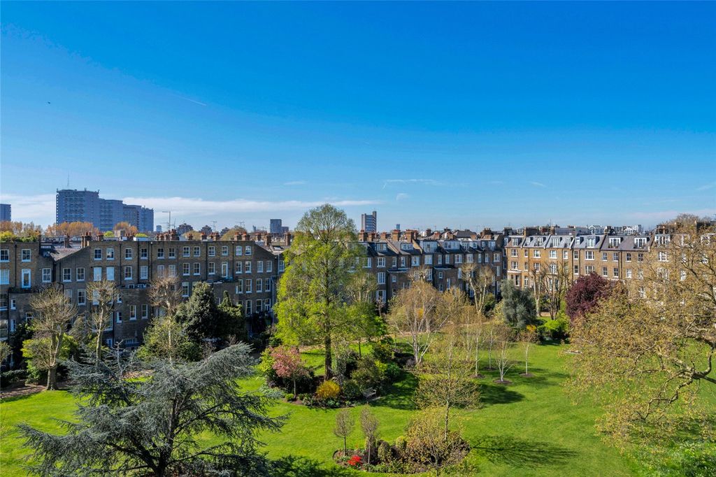 Property photo 3 of 11 Picture No. 08