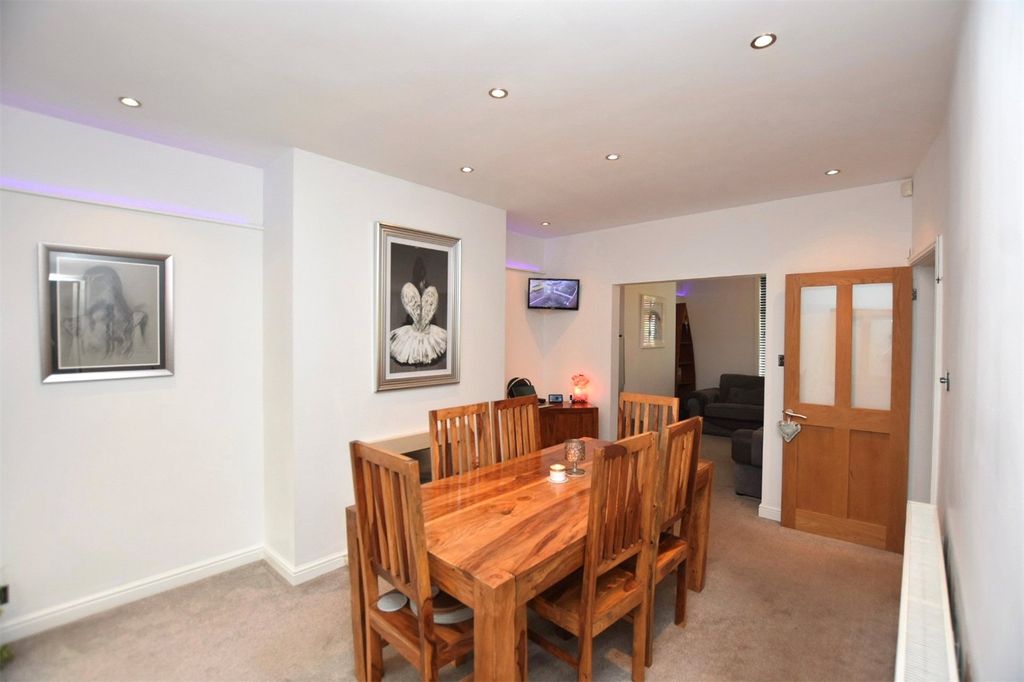Property photo 3 of 13 Dining Room