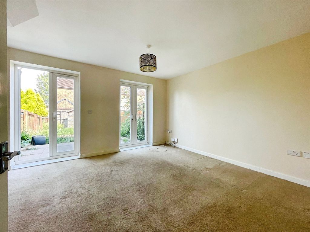 Property photo 3 of 15 Picture No. 27