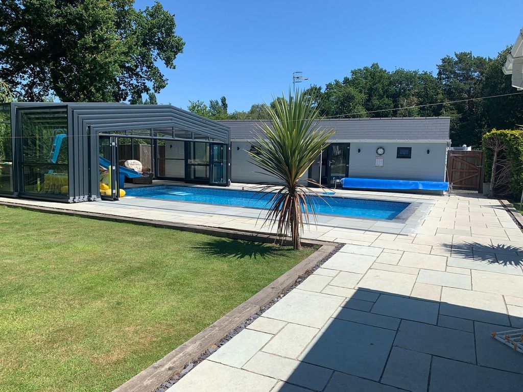 Property photo 3 of 20