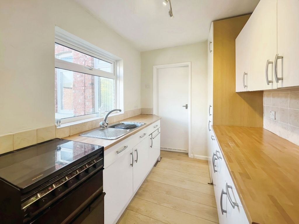 Property photo 2 of 13 3650062