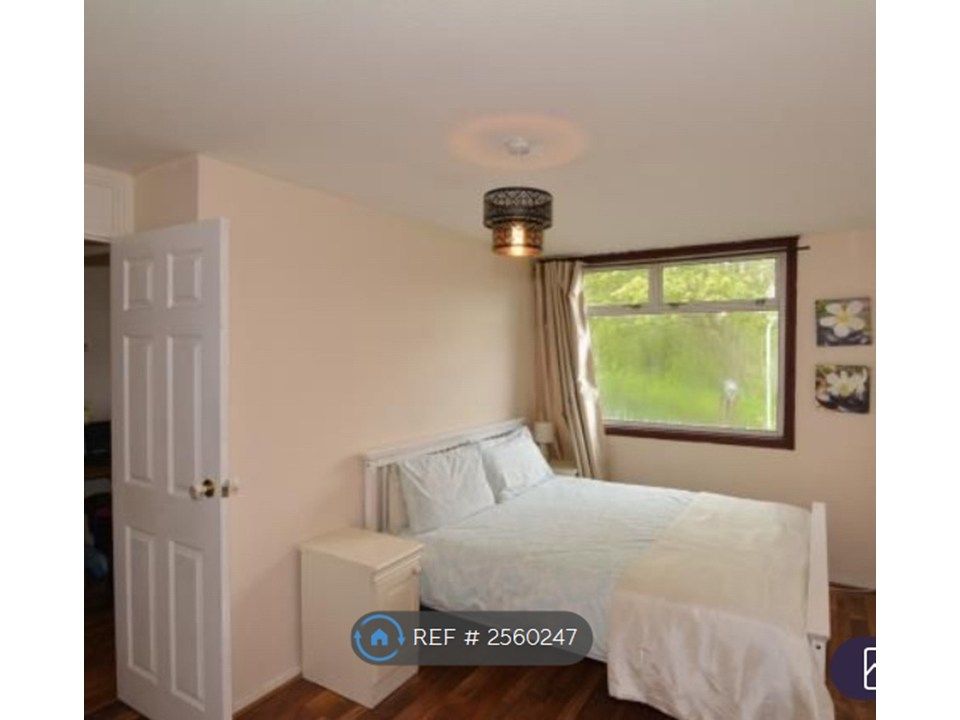 Property photo 3 of 15 2nd Bedroom
